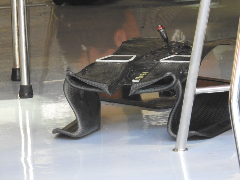 “Mclaren turning vane package includes inlets that feed up under the tub to cool the driver” @ScarbsTech